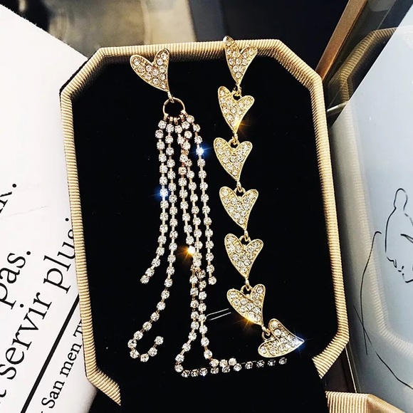 Jewelry - Bleeding Heart Earrings